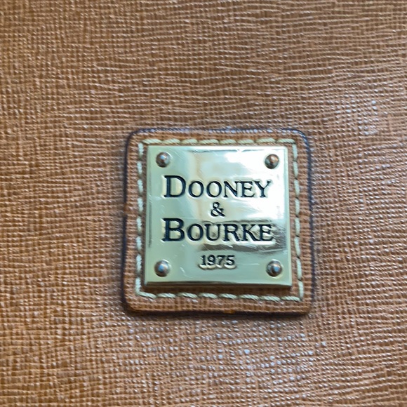 Dooney and Bourke tan leather satchel. - Picture 2 of 16